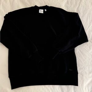 Aritzia TNA Boyfriend Crewneck